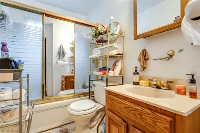 1793 Wakefield Drive, Akron, OH 44320 - Photo 18