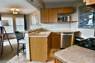 4052 St Andrews Ct, Canfield, OH 44406 - Photo 22