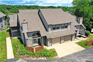 4052 St Andrews Ct, Canfield, OH 44406 - Photo 2