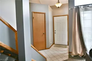 4052 St Andrews Ct, Canfield, OH 44406 - Photo 12