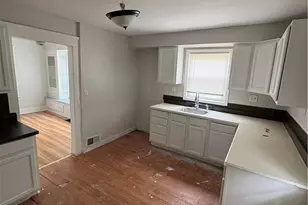 13010 Parkhill Ave, Loveland, OH 44120 - Photo 24