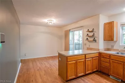 1270 Delia Avenue, Akron, OH 44320 - Photo 10