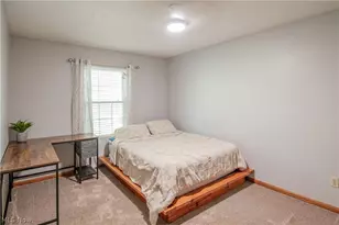 1270 Delia Ave, Akron, OH 44320 - Photo 20