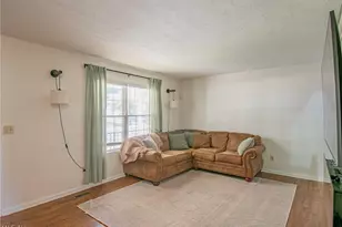 1270 Delia Ave, Akron, OH 44320 - Photo 6