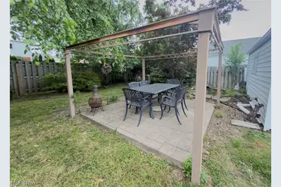 220 E 327th Street, Willowick, OH 44095 - Photo 36