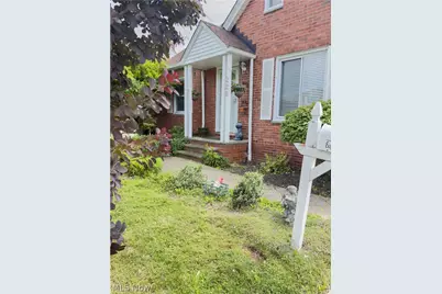 220 E 327th Street, Willowick, OH 44095 - Photo 2