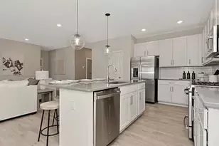 541 Cedarwood Trl, Elyria, OH 44035 - Photo 6