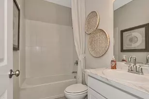 541 Cedarwood Trl, Elyria, OH 44035 - Photo 16