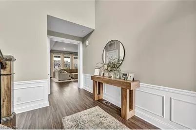 32642 Royal Troon Drive, Avon Lake, OH 44012 - Photo 4