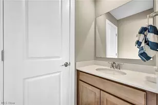 32642 Royal Troon Dr, Avon Lake, OH 44012 - Photo 36