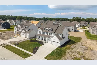 32642 Royal Troon Drive, Avon Lake, OH 44012 - Photo 2