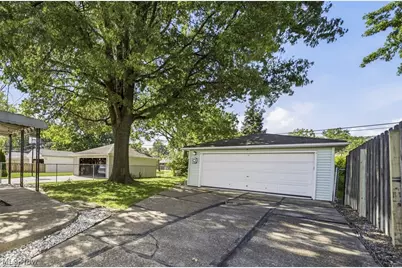 28626 Forest Road, Willowick, OH 44095 - Photo 36