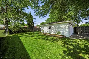 28626 Forest Rd, Willowick, OH 44095 - Photo 30