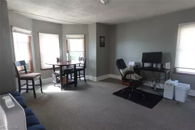 734 Main Street, Bridgeport, OH 43912 - Photo 18