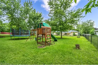 1295 Cherry Lane, Brunswick, OH 44212 - Photo 24