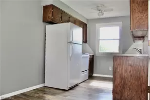 1645 California Ave, Louisville, OH 44641 - Photo 10
