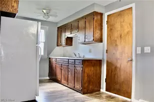 1645 California Ave, Louisville, OH 44641 - Photo 12