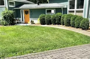 631 Pleasant St, East Liverpool, OH 43920 - Photo 2