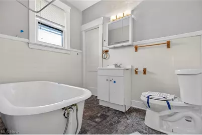 7425 Indiana Avenue, Loveland, OH 44105 - Photo 12