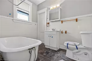 7425 Indiana Ave, Loveland, OH 44105 - Photo 12