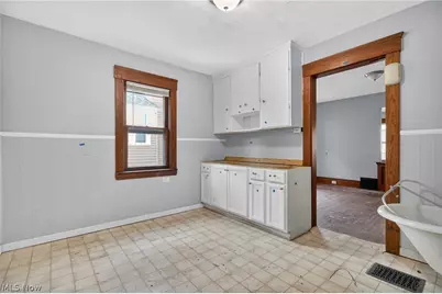 7425 Indiana Avenue, Loveland, OH 44105 - Photo 20
