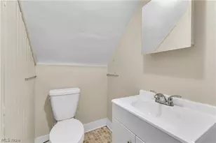 1108 E 143rd St, Loveland, OH 44110 - Photo 20