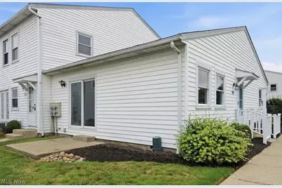 2549 Royal County Down #15A, Uniontown, OH 44685 - Photo 4