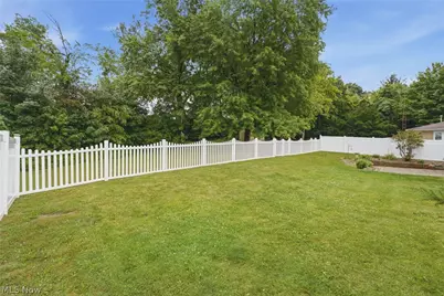 13484 Judy Avenue NW, Uniontown, OH 44685 - Photo 32