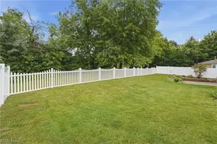 13484 Judy Ave NW, Uniontown, OH 44685 - Photo 32