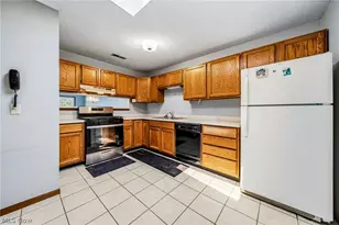 6221 Center St, Mentor, OH 44060 - Photo 4