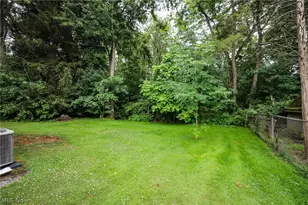 748 Cedar Ave, Ravenna, OH 44266 - Photo 28