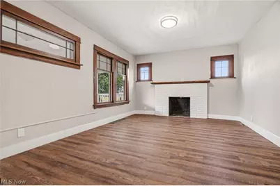 678 Essex Street, Akron, OH 44306 - Photo 4
