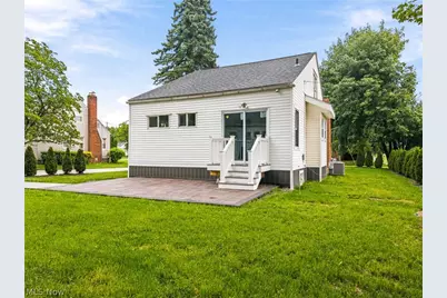 678 Essex Street, Akron, OH 44306 - Photo 20