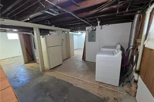 415 Winton Ave, Zanesville, OH 43701 - Photo 14