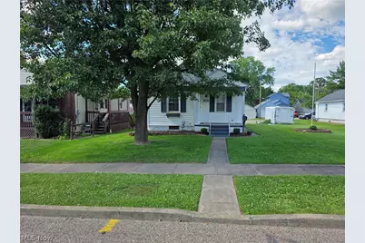 415 Winton Avenue, Zanesville, OH 43701 - Photo 2