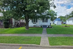 415 Winton Ave, Zanesville, OH 43701 - Photo 2