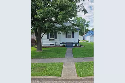 415 Winton Avenue, Zanesville, OH 43701 - Photo 1