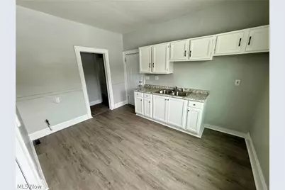 9215 Yale Avenue, Loveland, OH 44108 - Photo 6