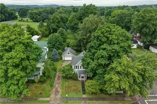 305 Main St W, Beach City, OH 44608 - Photo 36