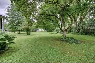 305 Main Street W, Beach City, OH 44608 - Photo 44