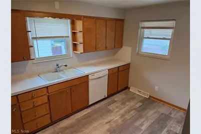508 & 510 N Hawkins Avenue, Akron, OH 44313 - Photo 8