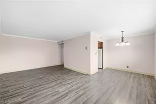 11850 Edgewater Dr, Oakwood, OH 44107 - Photo 6