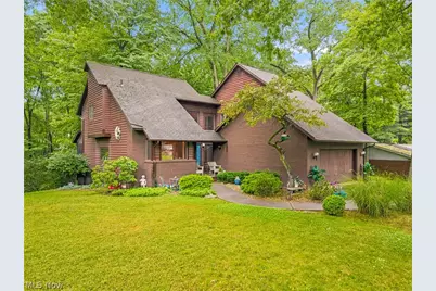 8810 Blossom Circle NW, Massillon, OH 44646 - Photo 1