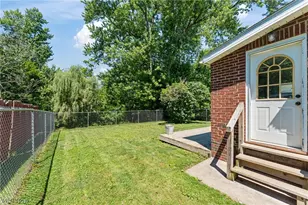 33 Parkway Blvd, Alliance, OH 44601 - Photo 10