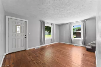 33 Parkway Boulevard, Alliance, OH 44601 - Photo 12