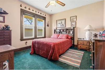 1733 Parkway Boulevard, Alliance, OH 44601 - Photo 14