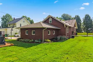 1733 Parkway Blvd, Alliance, OH 44601 - Photo 26