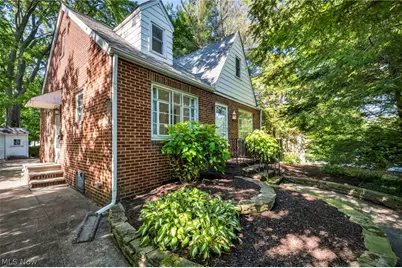 8375 Nowlen Street, Mentor, OH 44060 - Photo 2