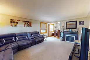 2182 Buena Vista Dr, Wickliffe, OH 44092 - Photo 4