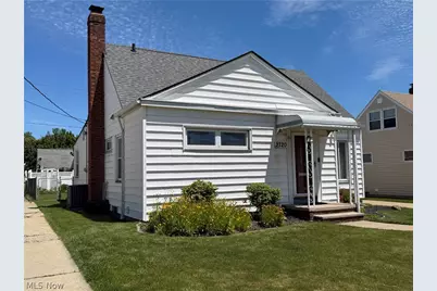 2720 Walbrook Avenue, Loveland, OH 44109 - Photo 2